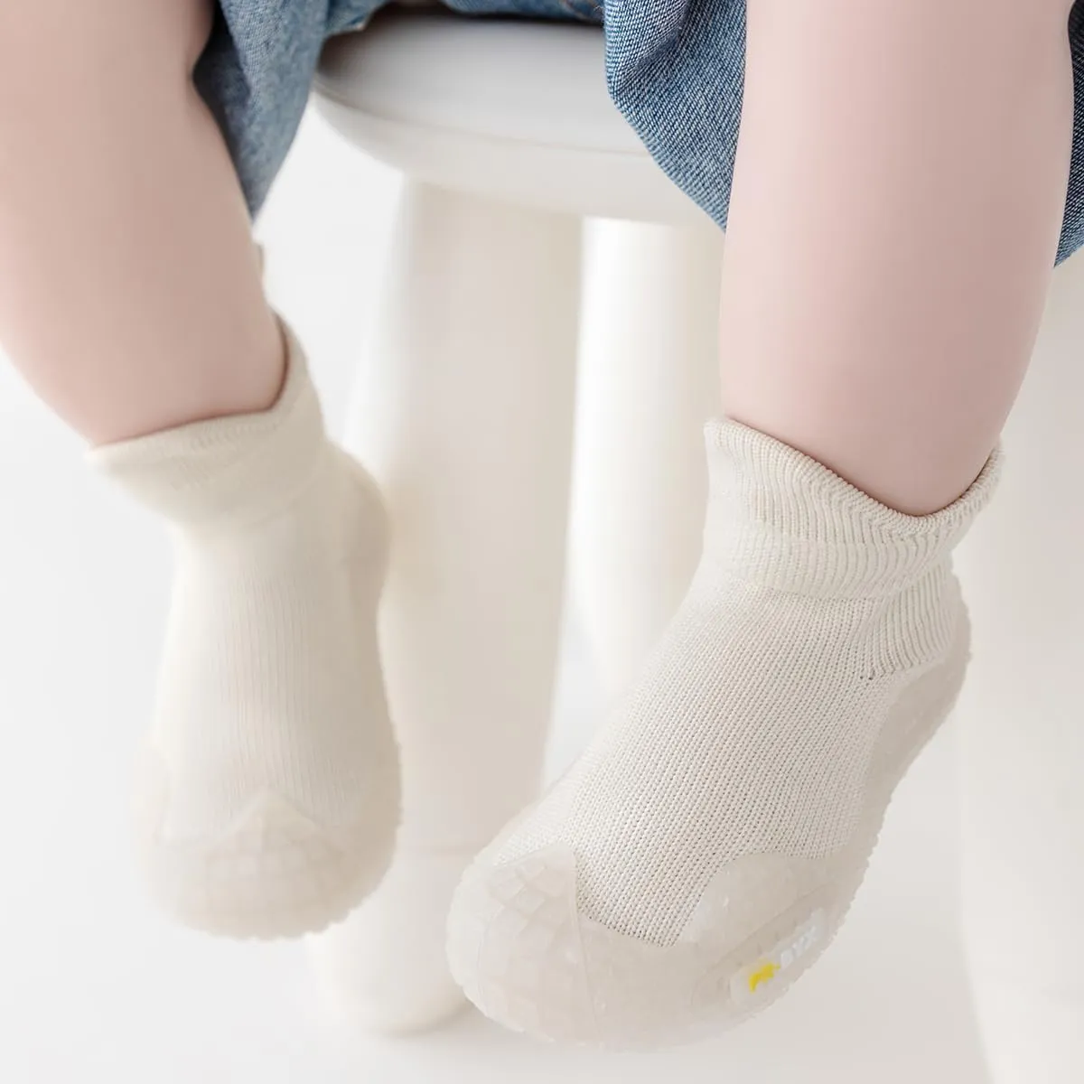 Boys Girls Toddler Shoes Barefoot Shoes Kids Breathable Non-Slip Sneakers Sock Shoes Tennis Shoes Slip on Shoes