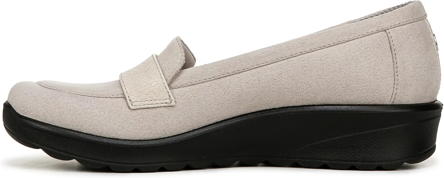 BZees Women's Gamma 2 Loafer