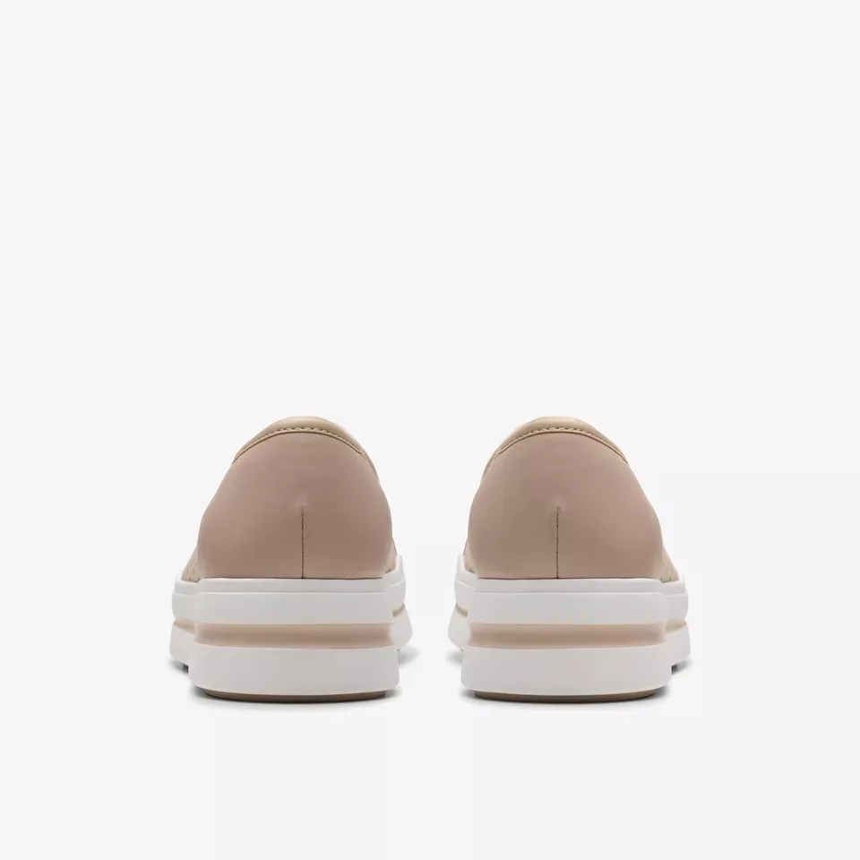 Clarks Women's Audreigh Star Sand 26181893