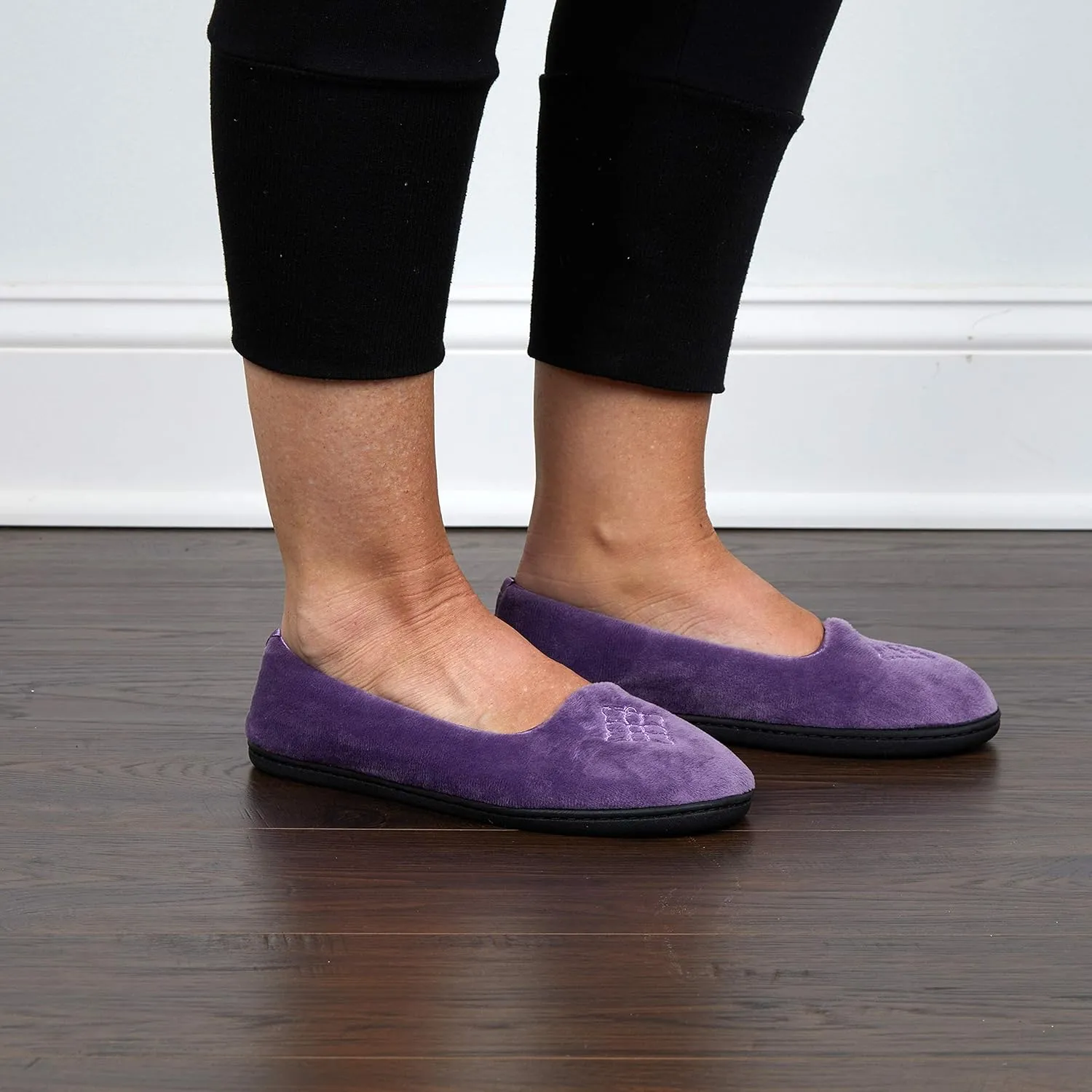 Dearfoams Women's Cozy Memory Foam Indoor Rebecca Closed Back House Ballet Slipper with Wide Widths