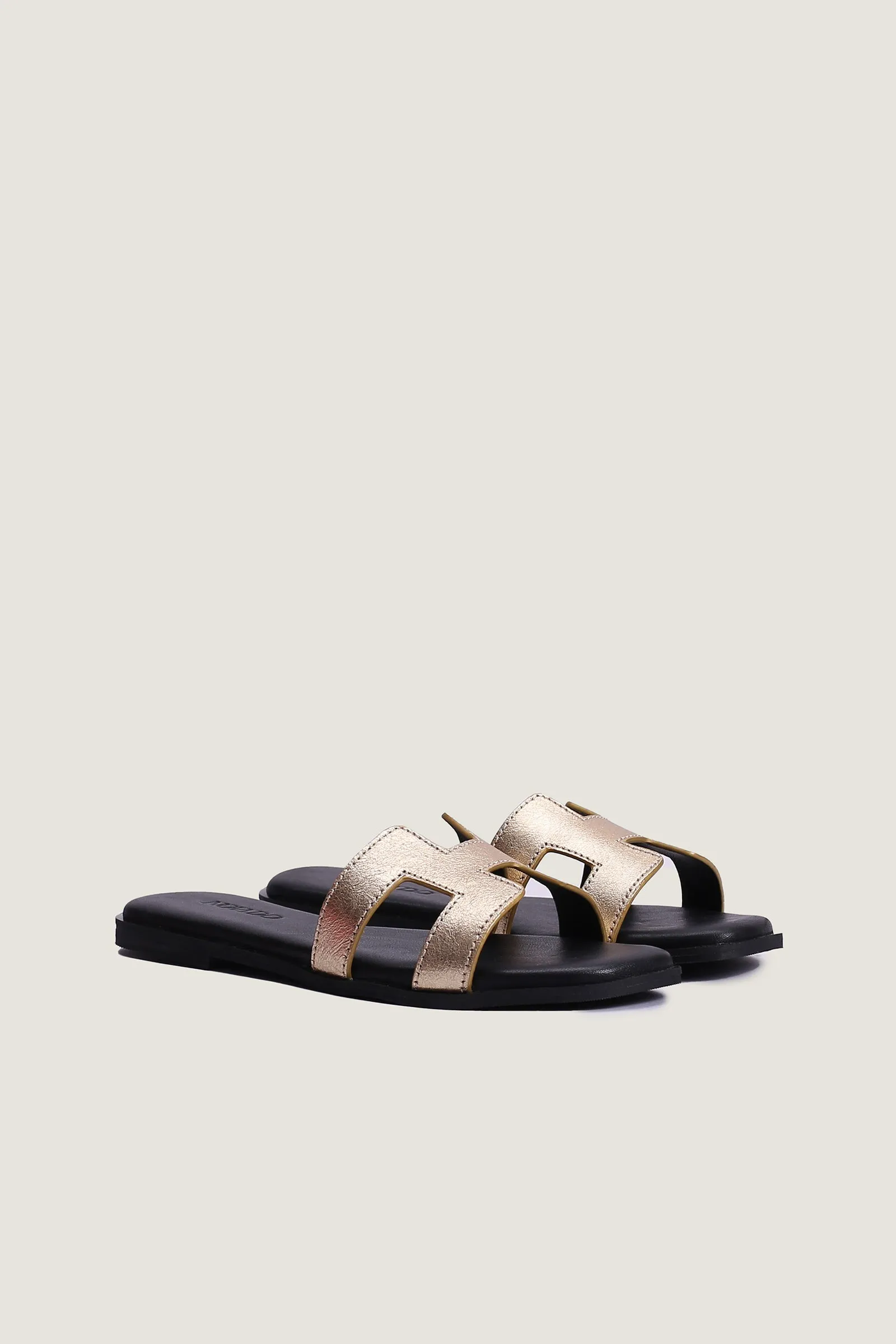 H Style Slipper