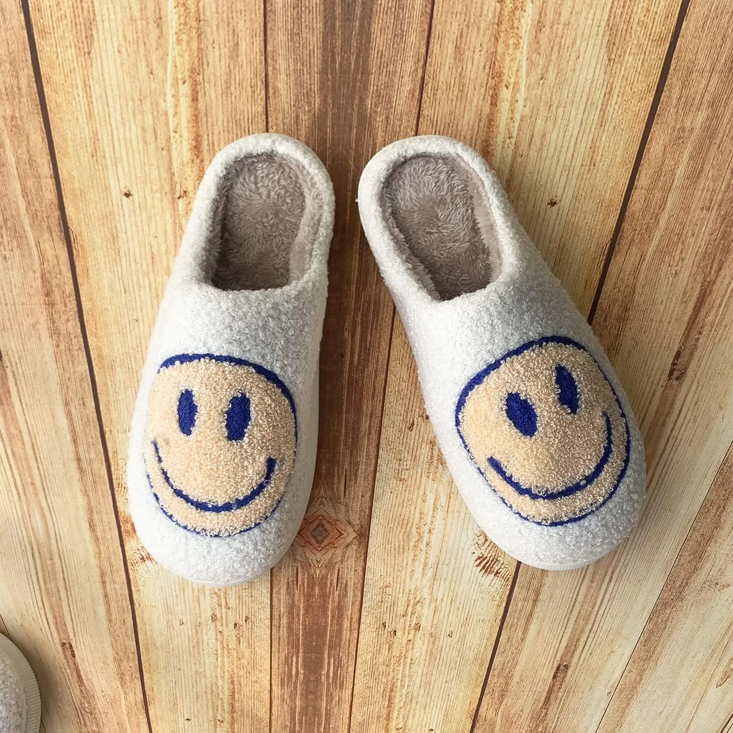 Happy Face Slippers Retro Cozy Comfy Plush Warm Slip-on Slippers Winter Soft Fuzzy Indoor House Shoes with Memory Foam for Men Women…