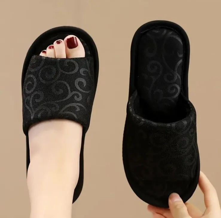 Indoor comfy slipper