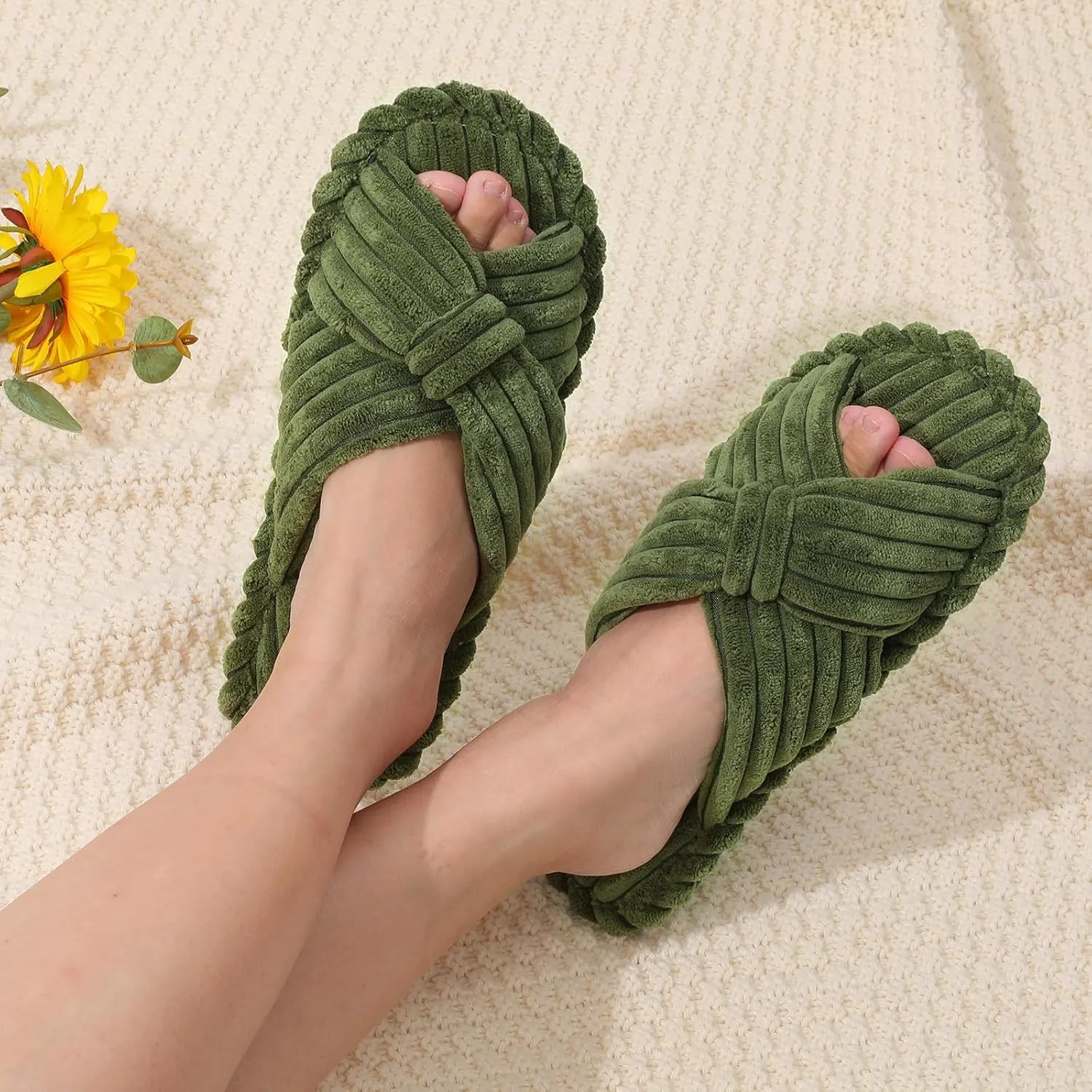 JIASUQI Women's Purple Faux Fur Criss Cross Open Toe House Slippers for Women
