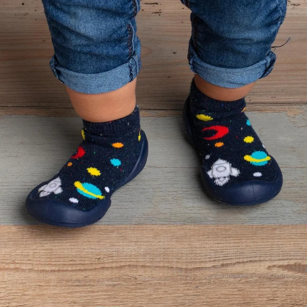 Komuello Toddler Boy Shoes, Premium Materials, Breathable, Washable, Non-Slip, Stay-On, Durable, Cotton Socks with Air Pocket Cushion for Indoor and Outdoor - BPA Free Toddler Shoes for Boys