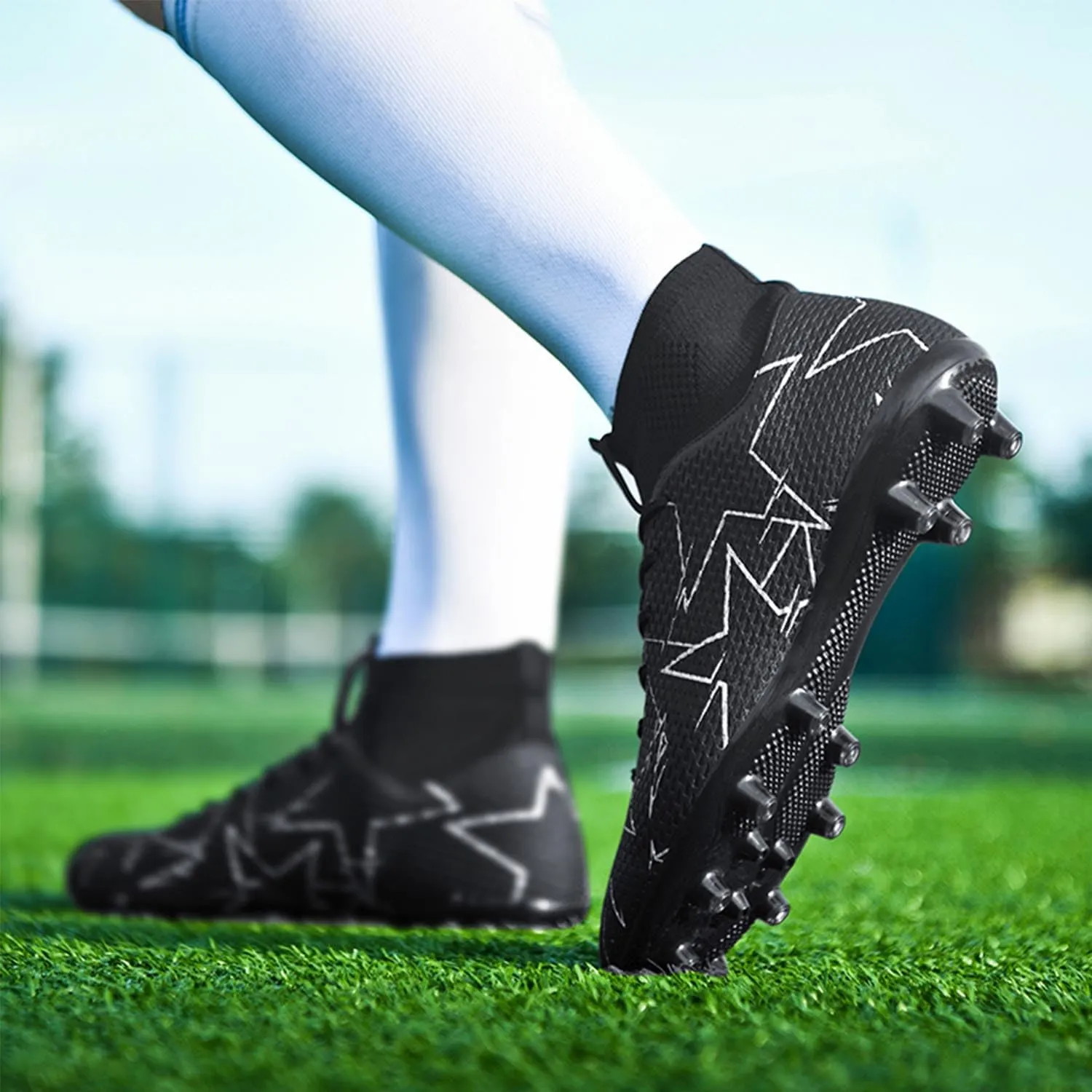 MEBAMY Men's Soccer Shoes Cleats Professional High-Top Breathable Athletic Football Boots Outdoor/Indoor Professional Futsal Football Training Sneakers
