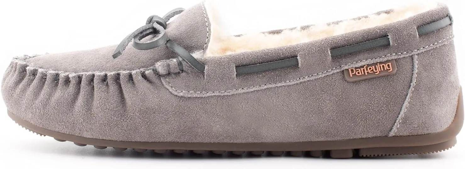 Parfeying Women's Sheepskin Moccasins Cow Suede Memory Foam Slippers Indoor Outdoor Shearling Winter Shoes