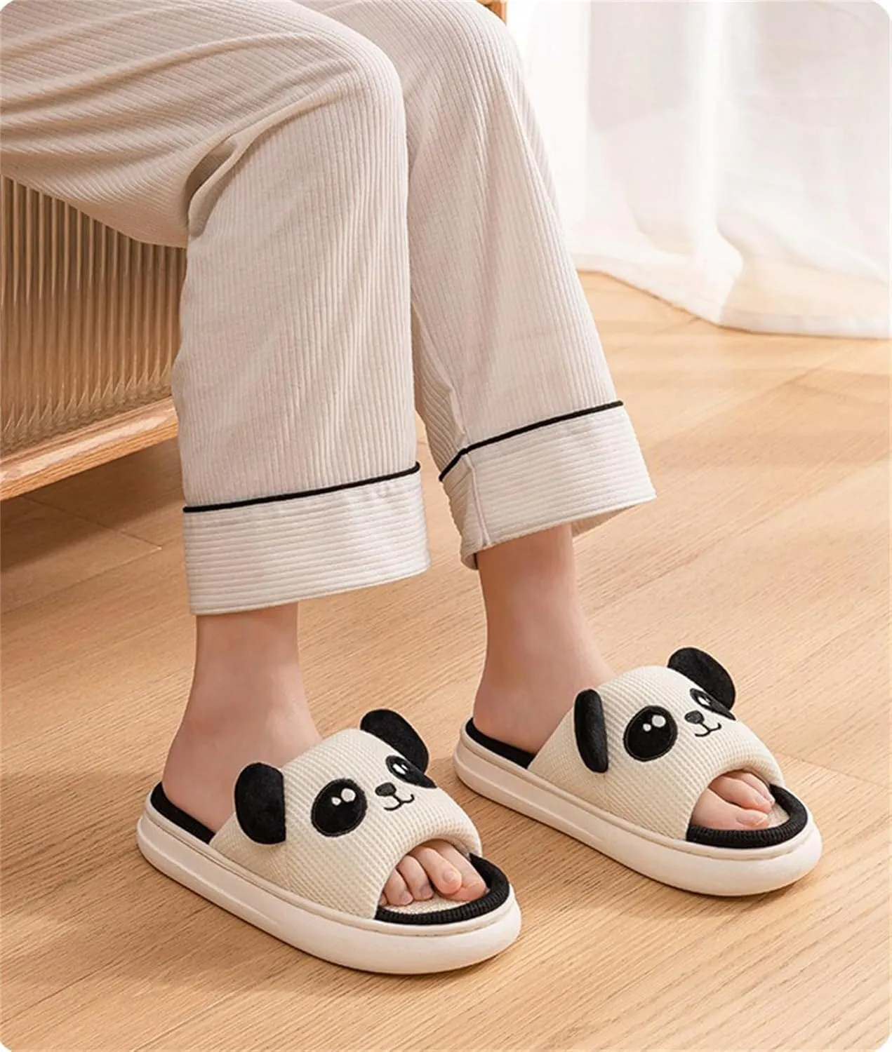 Rabbit And Bear Linen Slippers, Cute Animal Lace Slippers,Cotton Linen Couple's Home Shoes Indoor And Outdoor