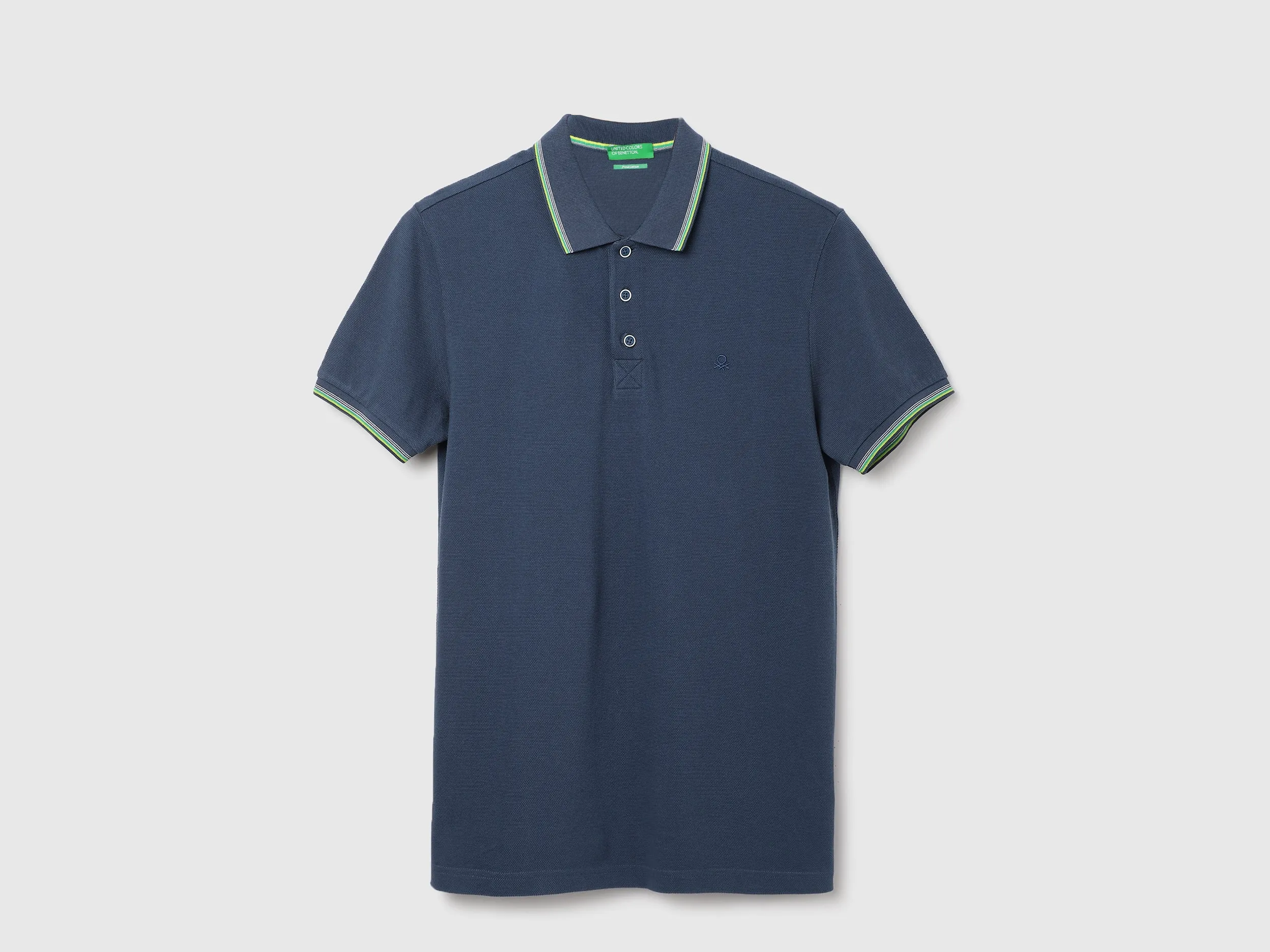 Regular Fit Polo Neck Solid Pattern T-shirt