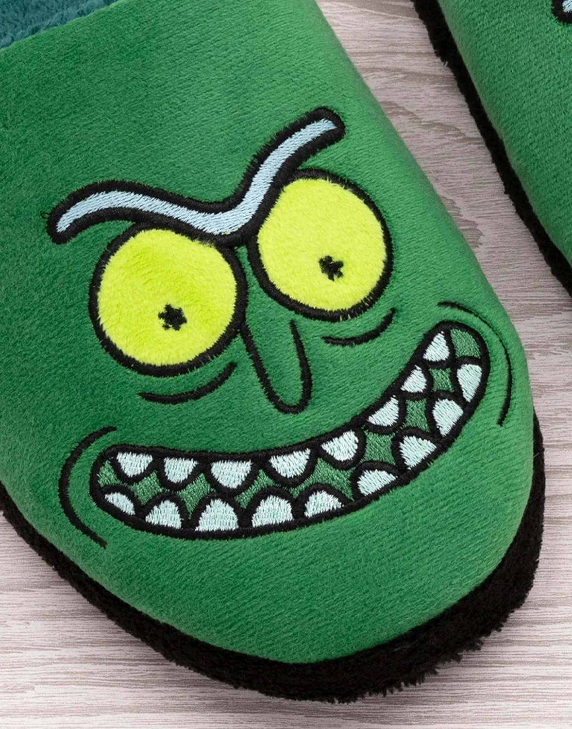 RICK AND MORTY Unisex Slippers Adults Pickle Rick Green House Sliders