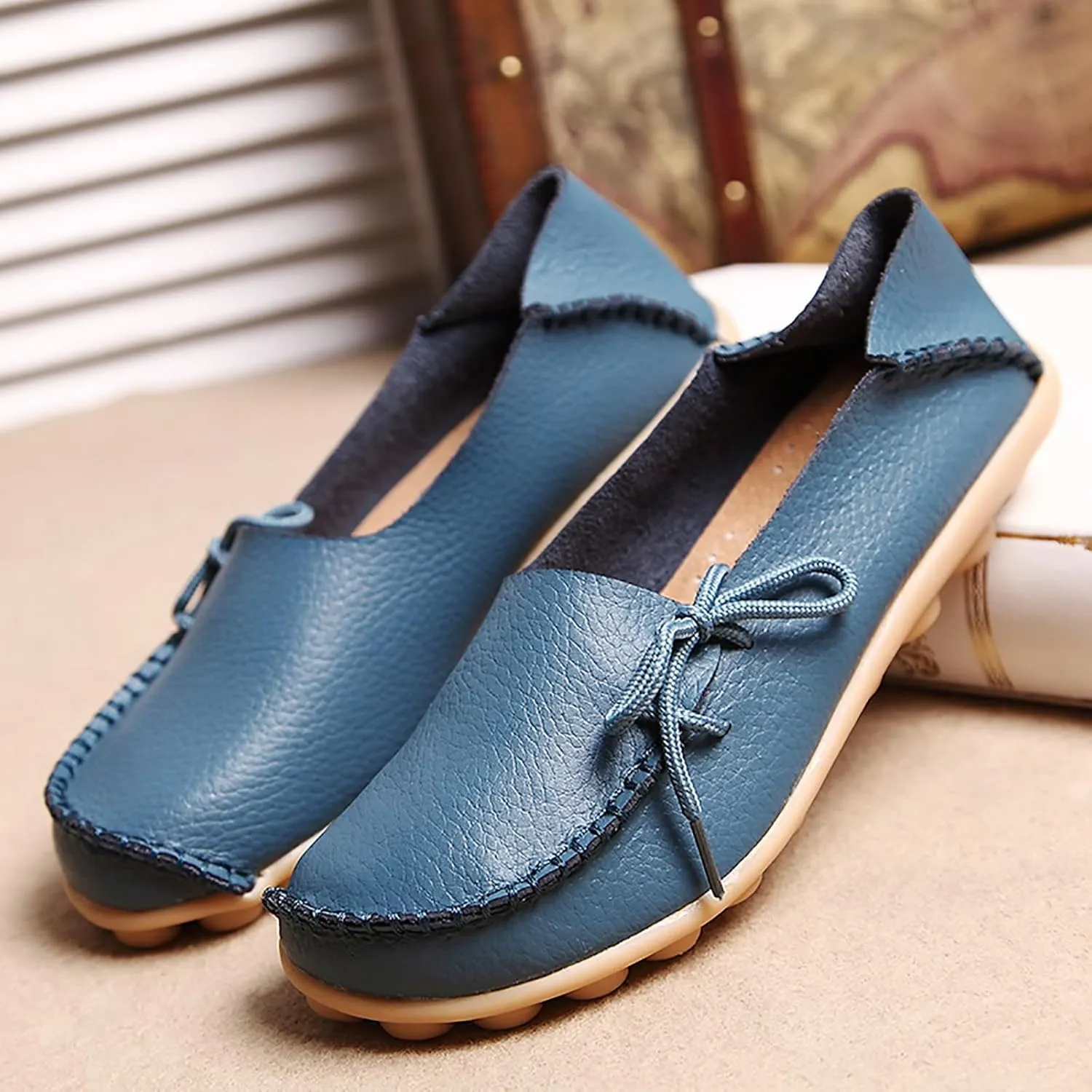 Solaud Women's Driving Moccasins Loafers Casual Round Toe Soft Comfortable Leather Loafers Breathable Slip On Walking Shoes