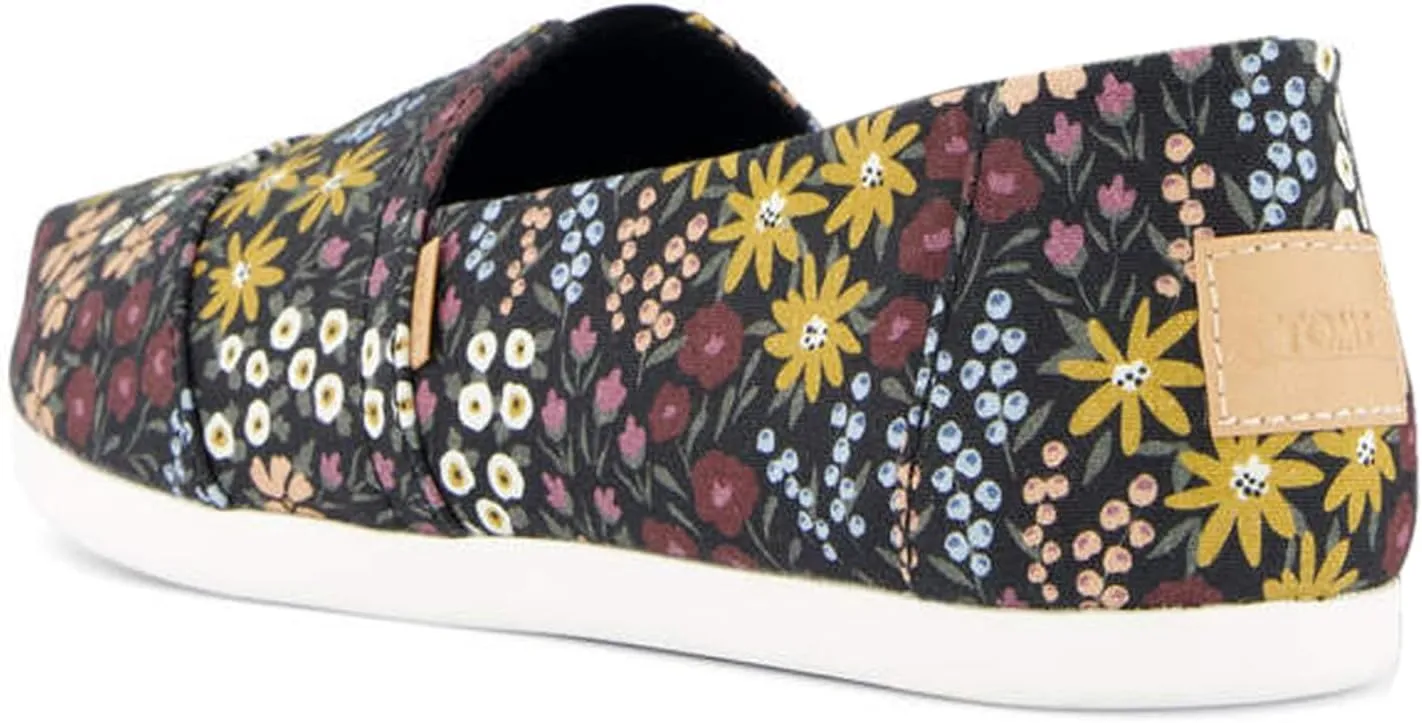 TOMS Women's, Alpargata Crochet Slip-On