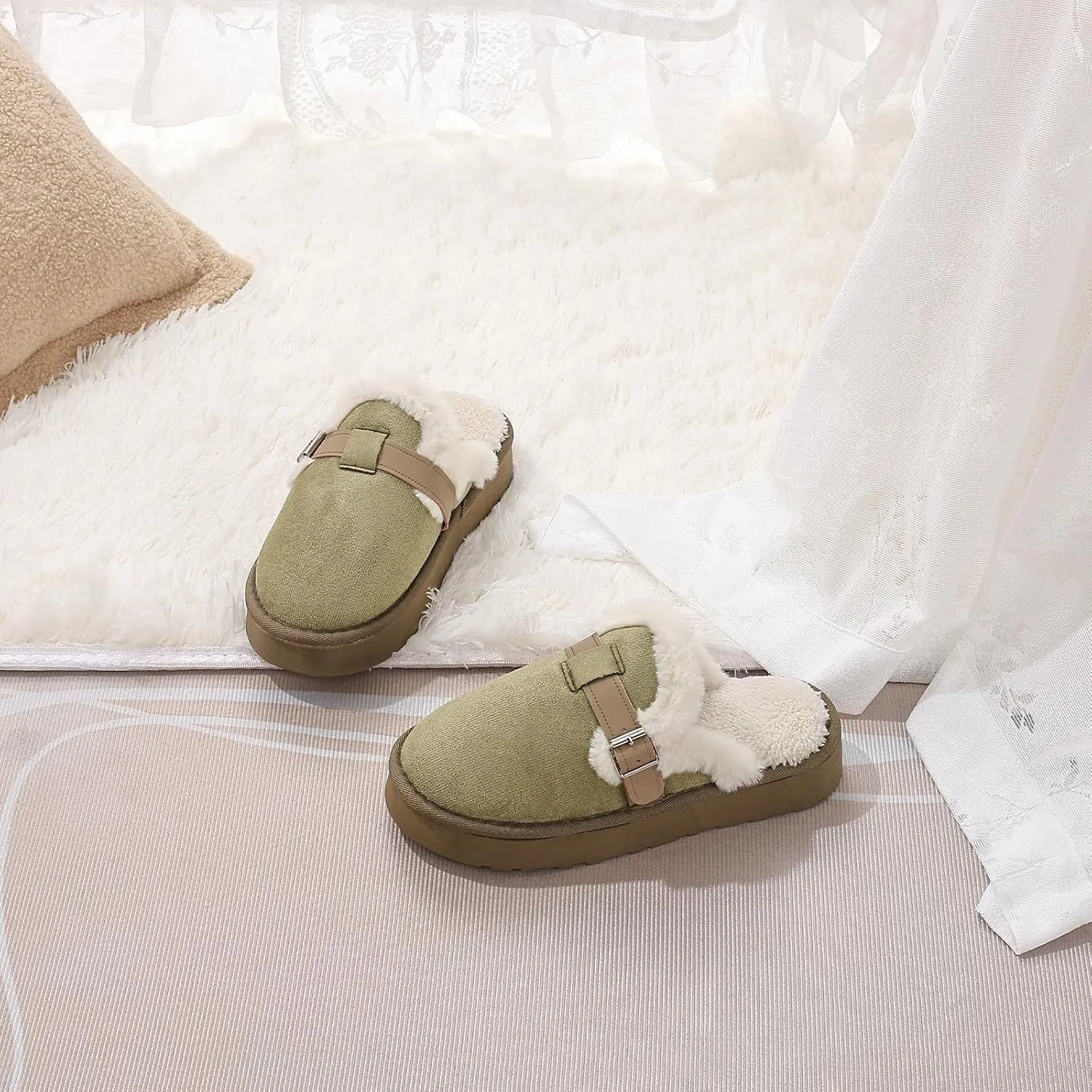 Women's Fuzzy Platform Slippers with Adjustable Buckle, Anti-Slip Sole Cozy Comfy Warm Winter Indoor Outdoor Slip-On House Shoes