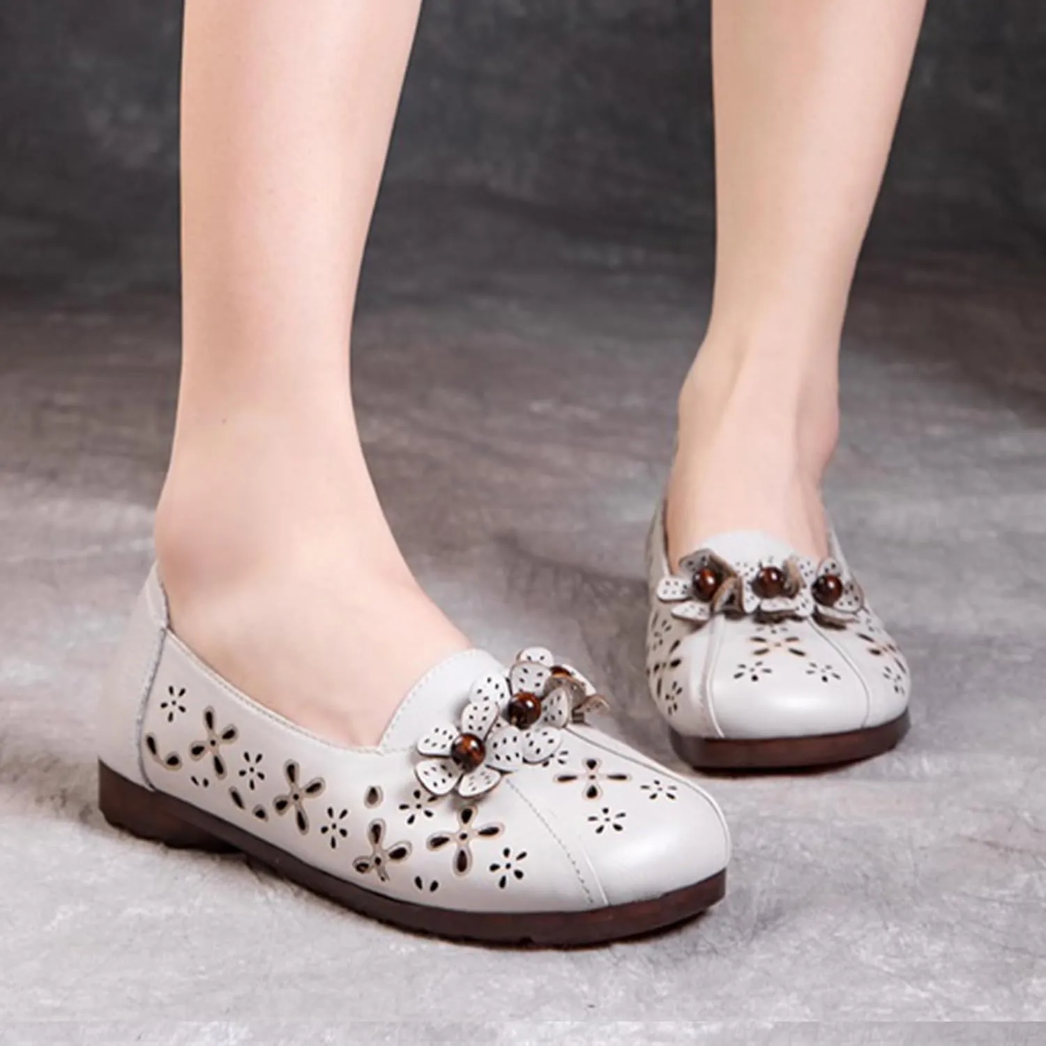 Women's Leather Slip-on Flats Shoes,Vintage Comfort Breathable Flower Non-Slip Softsole Oxford Casual Walking Loafers
