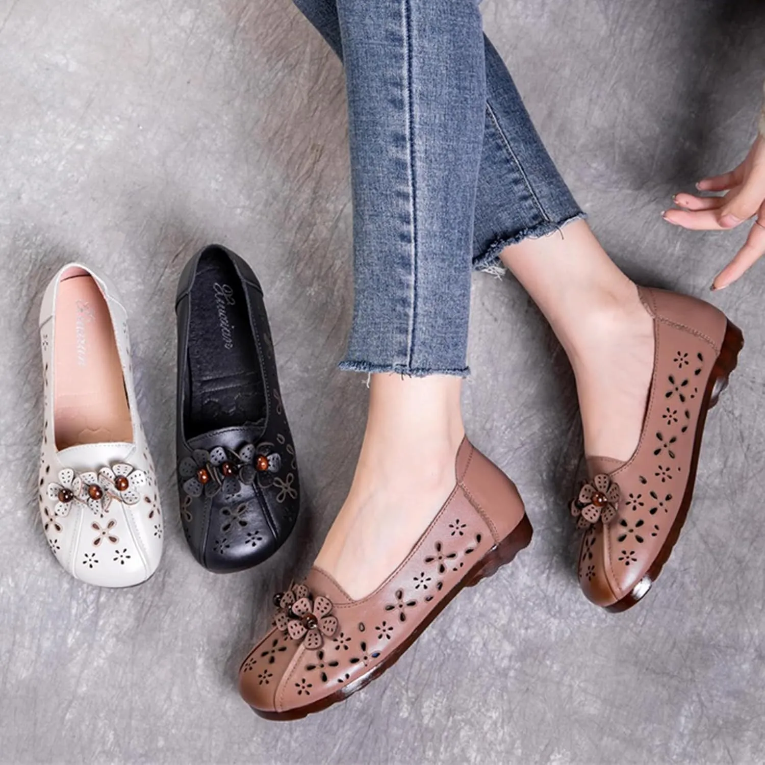 Women's Leather Slip-on Flats Shoes,Vintage Comfort Breathable Flower Non-Slip Softsole Oxford Casual Walking Loafers