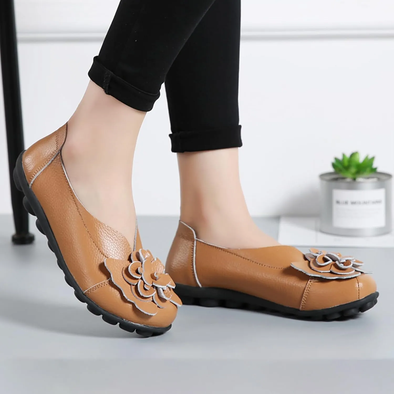Women's Leather Slip On Loafers,Vintage Handmade Cute Bow Flower Comfy Non-Slip Softsole Walking Casual Dress Pumps