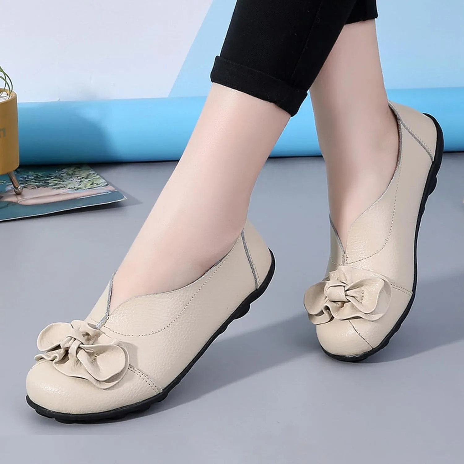 Women's Slip On Leather Loafers,Vintage Cute Handmade Bow Comfy Non-Slip Softsole Walking Casual Moccasins Dress Pumps