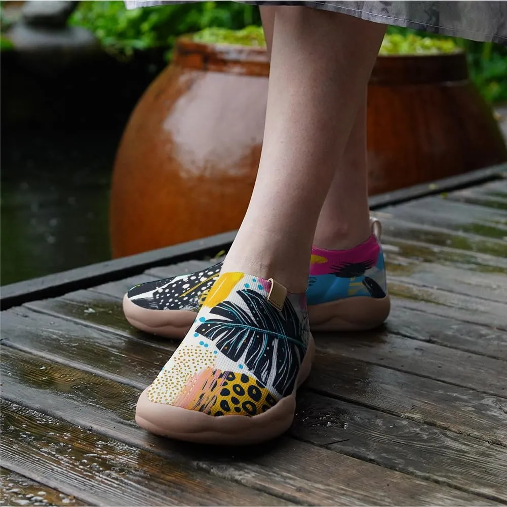 Women's Slip-On Shoes Comfortable Breathable Knit Casual Footwear Painted Travel Loafers Flowers Stylish