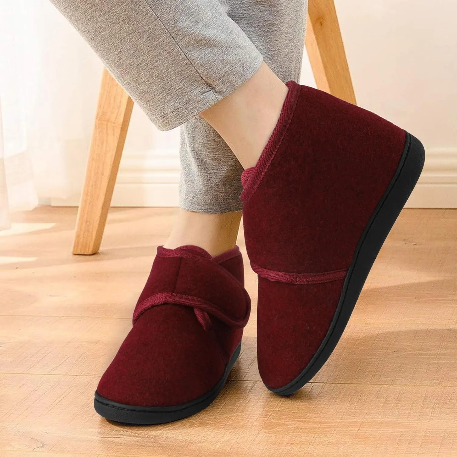 Women's Wide Diabetic Slippers Adjustable Hook and Loop Memory Foam Arthritis Edema Swollen Feet House Shoes Comfortable Breathable Indoor/Outdoor Slip On Slippers